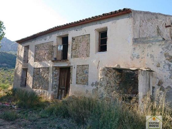 Foto 2 de Casa rural en venda a calle Partida Figueret de 4 habitacions i 200 m²