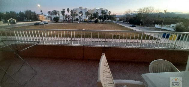 Foto 1 de Piso en venta en Xeraco de 3 habitaciones con terraza y piscina