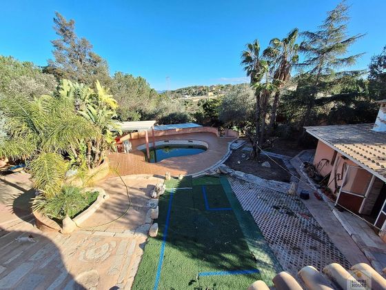 Foto 2 de Chalet en venta en Alberic de 4 habitaciones con terraza y piscina