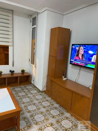 Foto 1 de Pis en lloguer a Antigua Moreria de 3 habitacions amb mobles i ascensor