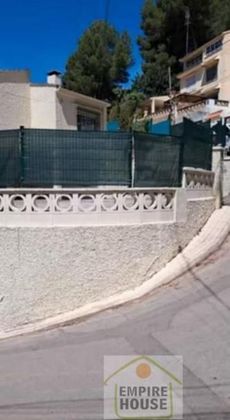 Foto 2 de Alquiler de chalet en colonia Pinar de 3 habitaciones con terraza y piscina