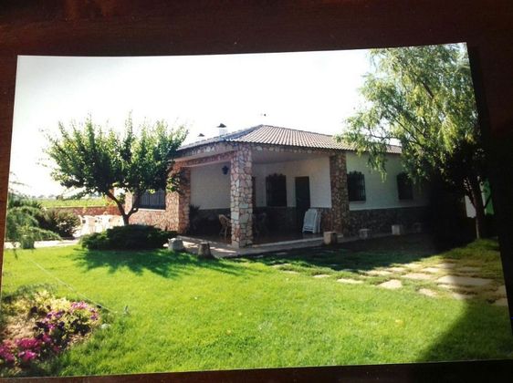 Foto 1 de Casa en venda a Roda (La) de 4 habitacions amb piscina i calefacció