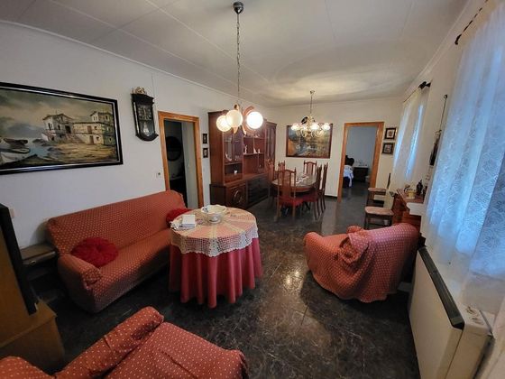 Foto 2 de Casa en venda a Sisante de 4 habitacions amb calefacció