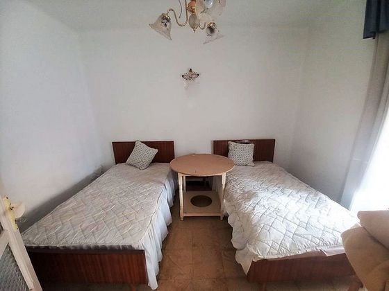 Foto 2 de Casa en venda a Roda (La) de 2 habitacions amb garatge