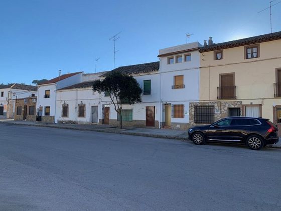 Foto 2 de Casa en venda a plaza De Enrique Fernández de 4 habitacions amb balcó i calefacció