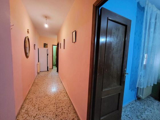 Foto 2 de Casa en venda a Sisante de 3 habitacions amb calefacció