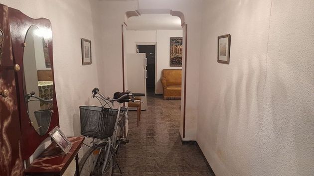 Foto 1 de Casa en venda a Roda (La) de 2 habitacions amb garatge