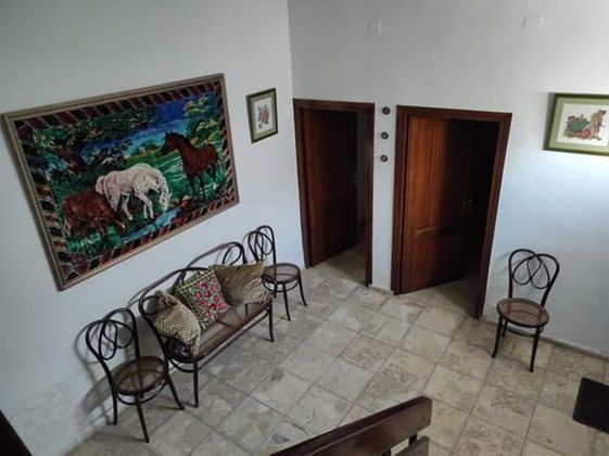 Foto 2 de Venta de casa en Sisante de 5 habitaciones con garaje y calefacción