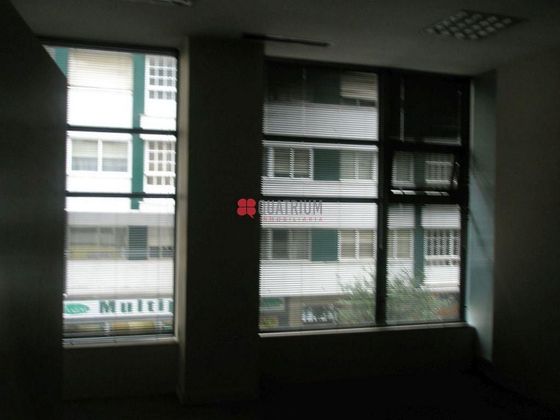 Foto 2 de Oficina en alquiler en Ensanche - Sar de 460 m²