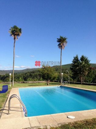 Foto 2 de Xalet en venda a Padrón de 6 habitacions amb piscina i garatge
