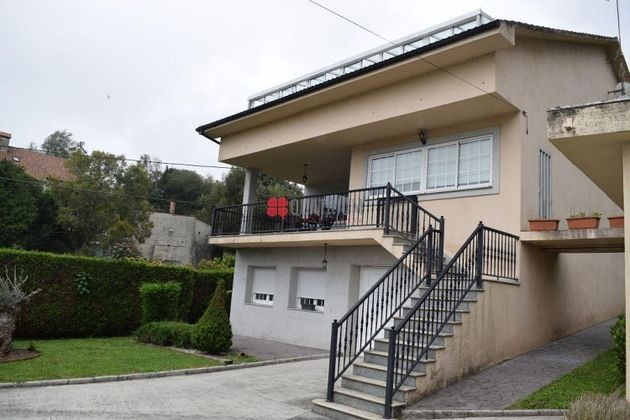 Foto 2 de Chalet en venta en Vedra de 3 habitaciones con terraza y garaje