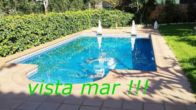 Foto 1 de Xalet en venda a Roca Grossa - Serra Brava de 8 habitacions amb terrassa i piscina
