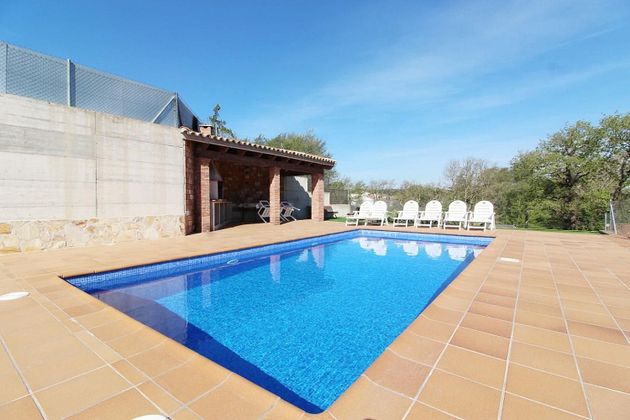 Foto 1 de Xalet en venda a Montbarbat de 4 habitacions amb terrassa i piscina