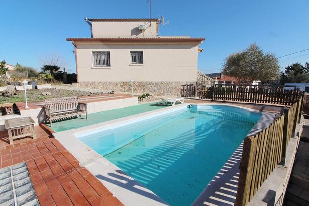 Foto 1 de Xalet en venda a calle Pedraforca de 4 habitacions amb terrassa i piscina
