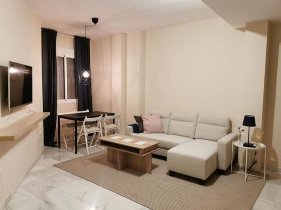 Foto 2 de Pis en venda a Palacios y Villafranca (Los) de 3 habitacions amb terrassa i aire acondicionat