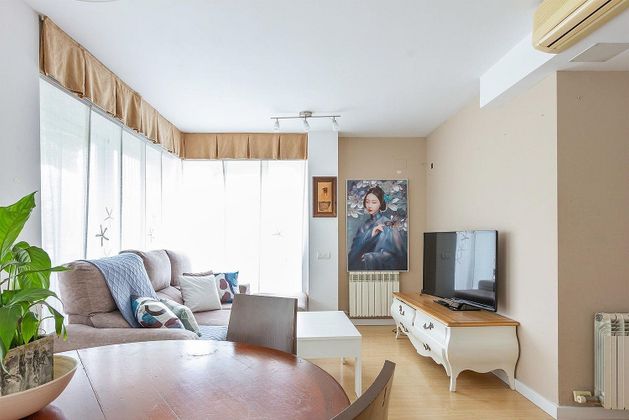 Foto 2 de Àtic en venda a Can Llobateres - Can Pallars de 3 habitacions amb terrassa i aire acondicionat