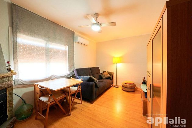 Foto 2 de Pis en venda a Sentmenat de 3 habitacions amb terrassa i aire acondicionat