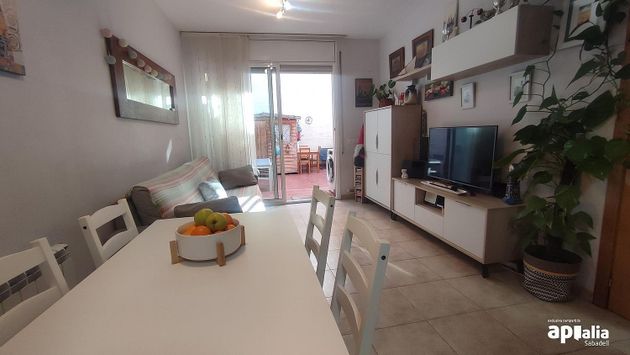 Foto 1 de Piso en venta en Can Feu - Can Gambús - Hostafrancs de 2 habitaciones con jardín y calefacción