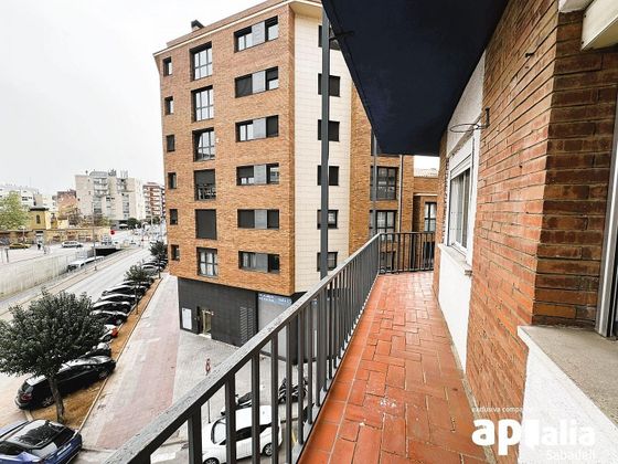 Foto 1 de Pis en venda a Gràcia de 2 habitacions amb terrassa i balcó
