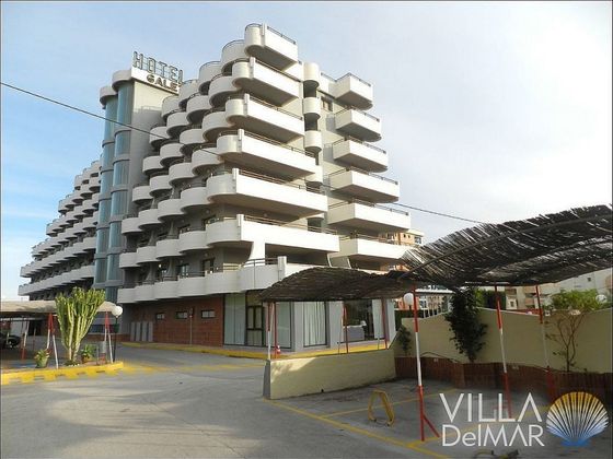 Foto 2 de Estudi en venda a urbanización Caleta amb piscina i balcó