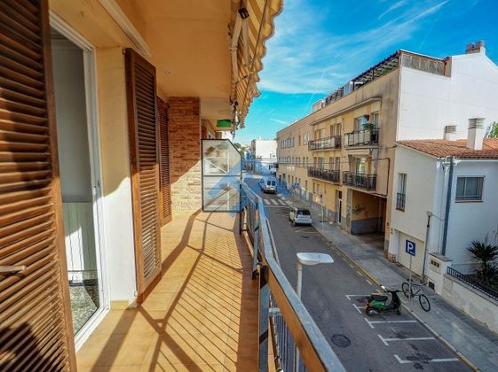 Foto 2 de Pis en venda a Sant Pere de Ribes Centro de 3 habitacions amb terrassa i aire acondicionat