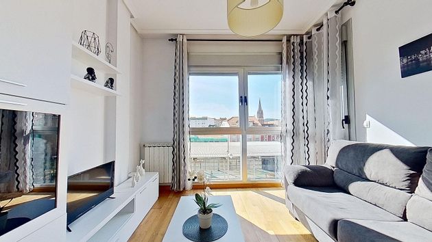 Foto 2 de Dúplex en venda a calle La Llama de 3 habitacions amb terrassa i garatge