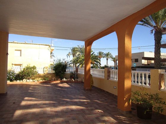 Foto 2 de Xalet en venda a Islas Menores - Mar de Cristal de 5 habitacions amb terrassa i piscina