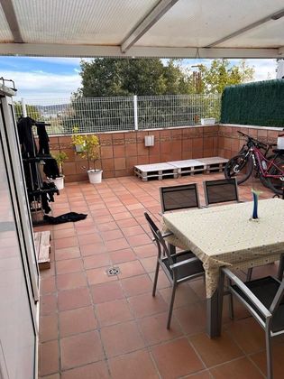 Foto 2 de Pis en venda a Granada, La de 3 habitacions amb terrassa i garatge