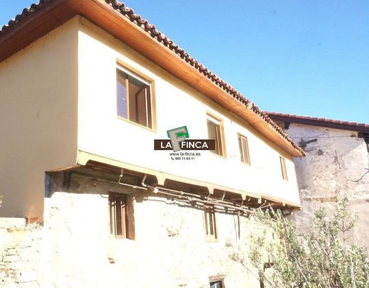Foto 2 de Casa en venda a Ribera de Arriba de 3 habitacions i 145 m²