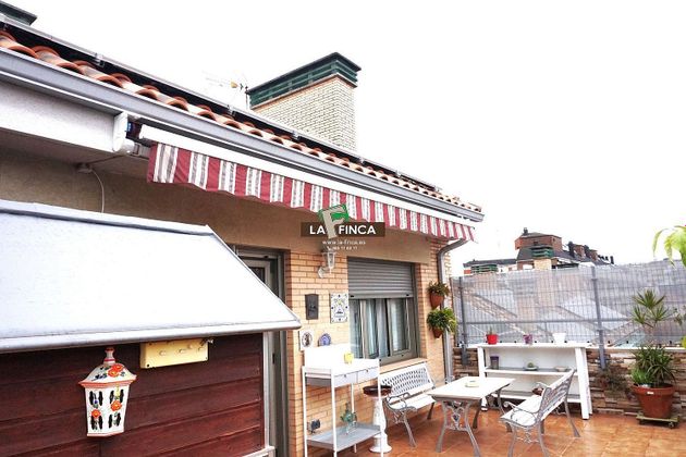 Foto 1 de Ático en venta en Milán - Pumarín - Teatinos de 3 habitaciones con terraza y garaje