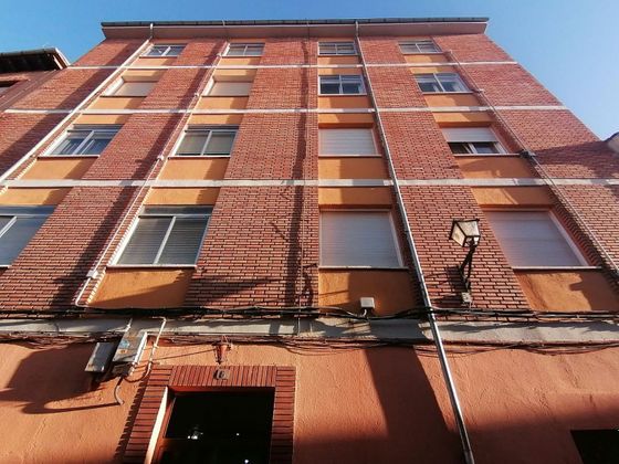 Foto 1 de Venta de piso en Medina de Rioseco de 4 habitaciones con calefacción y ascensor