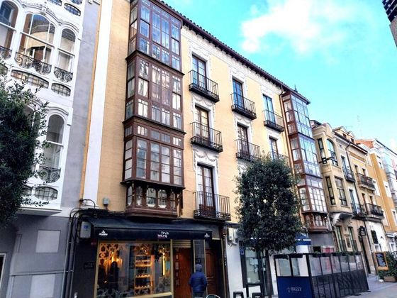 Foto 1 de Piso en venta en Centro - Valladolid de 4 habitaciones con terraza y balcón