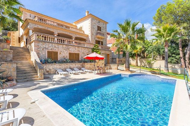 Foto 1 de Casa en venda a Cala Major de 7 habitacions amb piscina i jardí