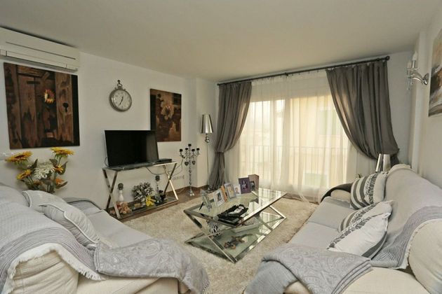 Foto 1 de Piso en venta en Port d'Andratx de 2 habitaciones con aire acondicionado