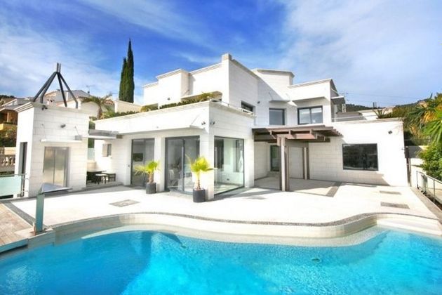 Foto 1 de Chalet en alquiler en Cas Catala - Illetes de 5 habitaciones con terraza y piscina