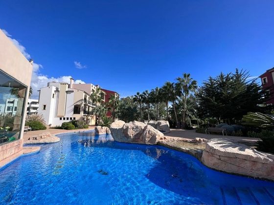 Foto 1 de Piso en venta en Santa Ponça de 2 habitaciones con terraza y piscina