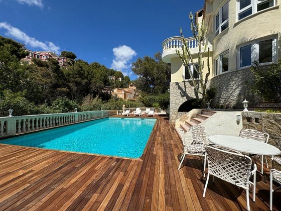 Foto 1 de Xalet en venda a calle Mirador de 4 habitacions amb terrassa i piscina