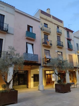Foto 1 de Venta de dúplex en Centre Vila de 2 habitaciones con terraza y balcón