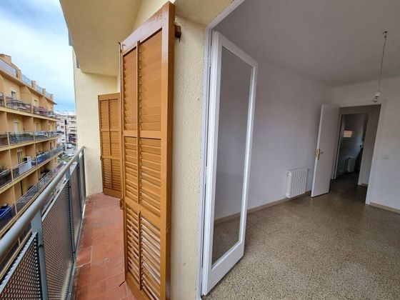 Foto 2 de Pis en venda a Centre - Blanes de 3 habitacions amb terrassa i calefacció