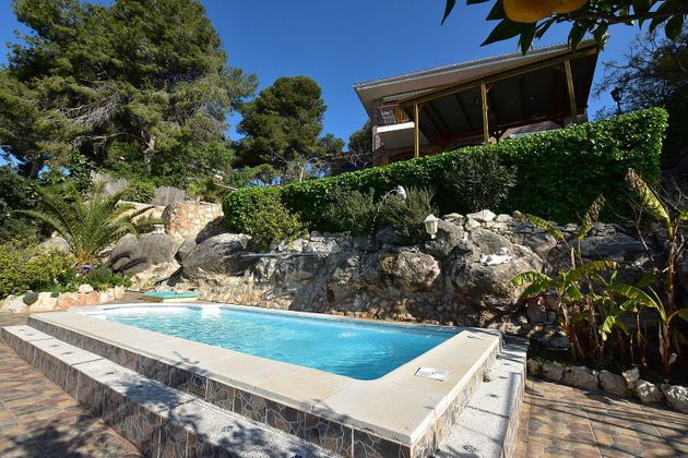 Foto 1 de Xalet en venda a Vespella de Gaià de 3 habitacions amb terrassa i piscina