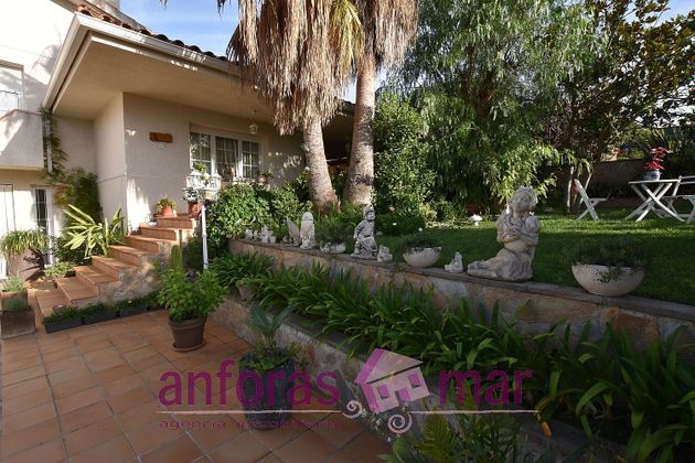 Foto 1 de Xalet en venda a La Mora de 6 habitacions amb terrassa i garatge