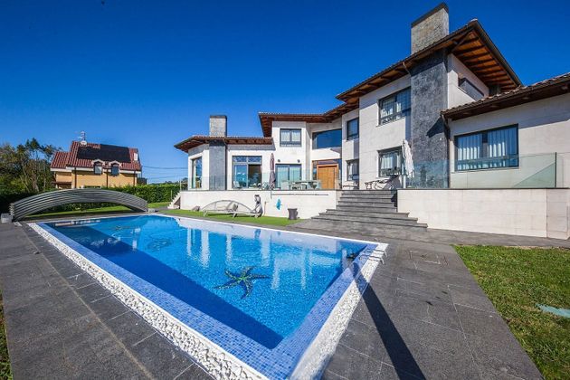 Foto 1 de Xalet en venda a calle De Bérbora de 7 habitacions amb terrassa i piscina