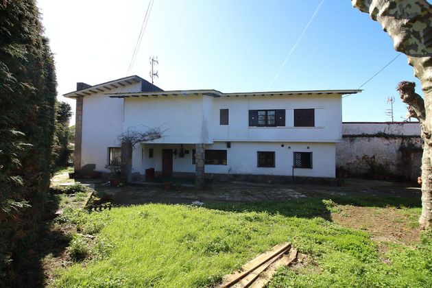 Foto 1 de Casa en venda a Somio de 5 habitacions amb terrassa i jardí