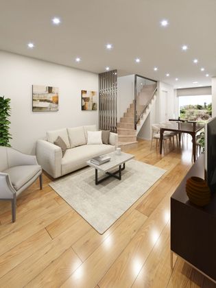 Foto 2 de Casa en venta en calle De la Rioja de 3 habitaciones con terraza y garaje