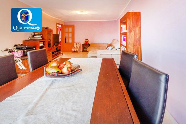 Foto 2 de Pis en venda a Alicante Golf de 2 habitacions amb terrassa i garatge
