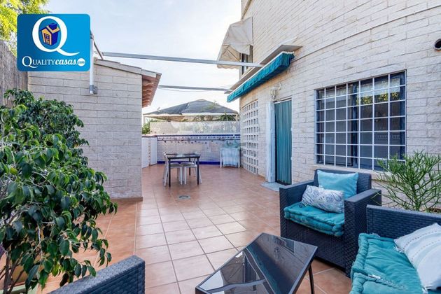 Foto 2 de Venta de casa en San Juan de Alicante/Sant Joan d´Alacant de 5 habitaciones con terraza y piscina