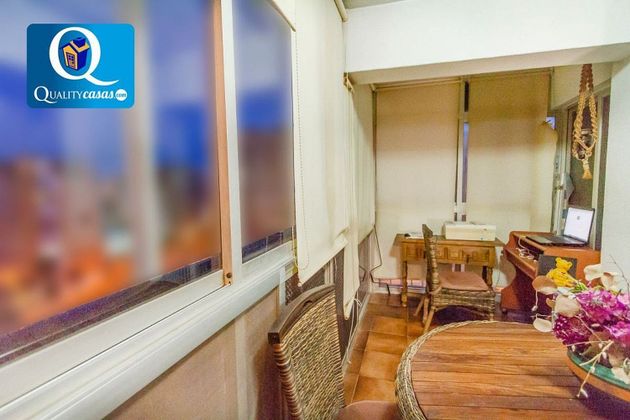 Foto 2 de Piso en venta en Cabo de las Huertas de 4 habitaciones con terraza y piscina