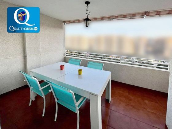 Foto 1 de Piso en venta en Cabo de las Huertas de 3 habitaciones con terraza y piscina