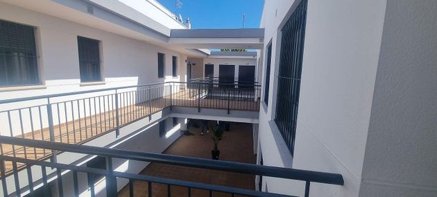 Foto 2 de Venta de dúplex en Barrios (Los) de 2 habitaciones con terraza y garaje