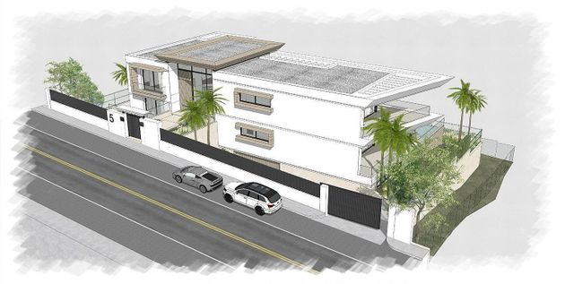 Foto 2 de Casa en venda a La Alcaidesa de 7 habitacions amb terrassa i piscina